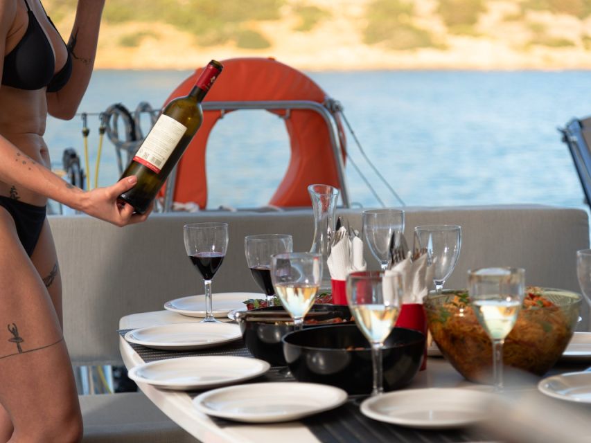 Agios Nikolaos: Spinalonga AM Catamaran Cruise with Lunch - Weather and common gotchas on Mirabello Bay