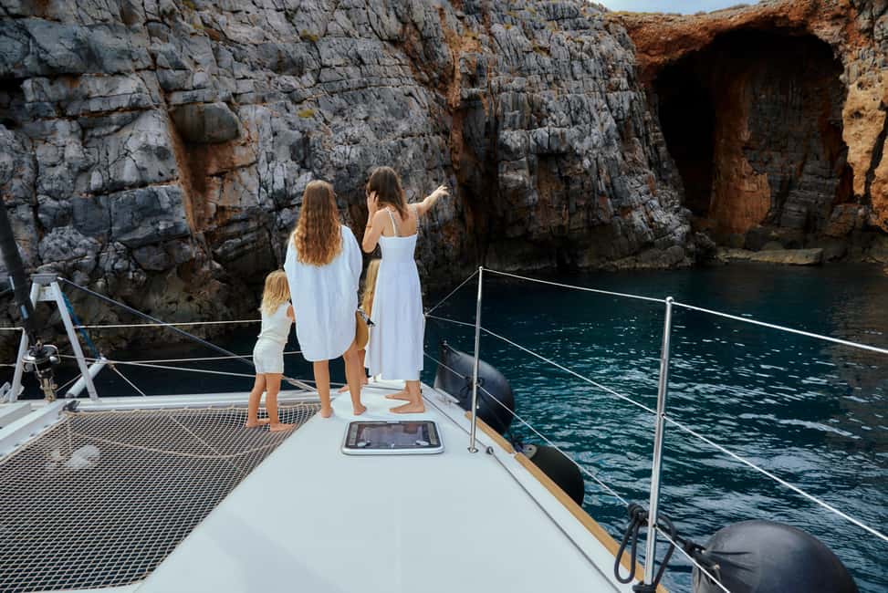 Agios Nikolaos: Spinalonga PM Catamaran Cruise with Dinner - First sailing hour: drinks, music, and the calm build-up