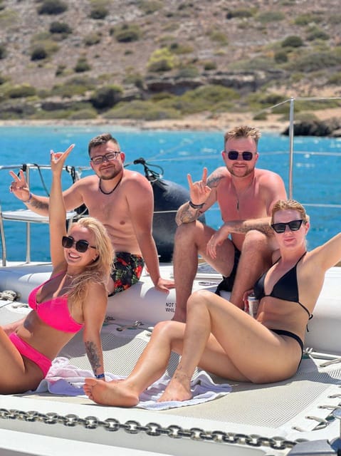 Chania: Afternoon Catamaran trip - Dinner, Drinks & Sunset - Comfort, crowd levels, and the small things that shape your day