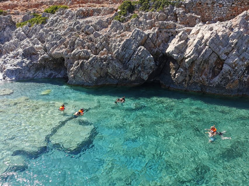 Chania: Menies Beach & Chironisia Bay Cruise with Snorkeling - Boat size, crowds, and comfort (the “busy but okay” factor)