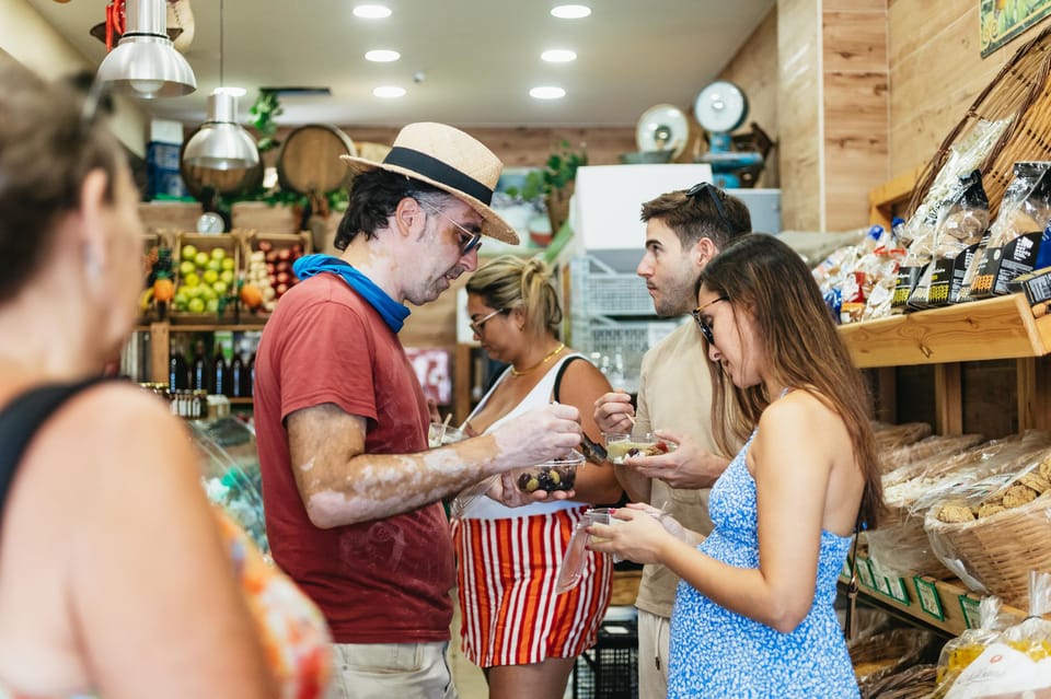 Chania: Old Town Highlights Guided Tour with Street Food - Coffee, Tea, and the Pace That Keeps You Enjoying the Food