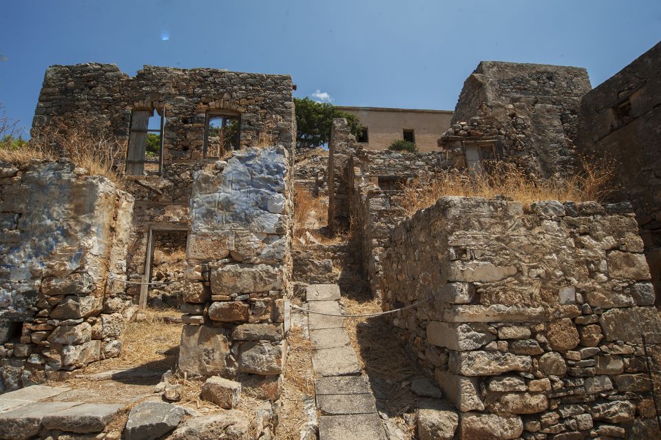 Crete: Agios Nikolaos, Plaka and Spinalonga Island Tour - Price and Logistics: value is real, but extra costs are part of the math