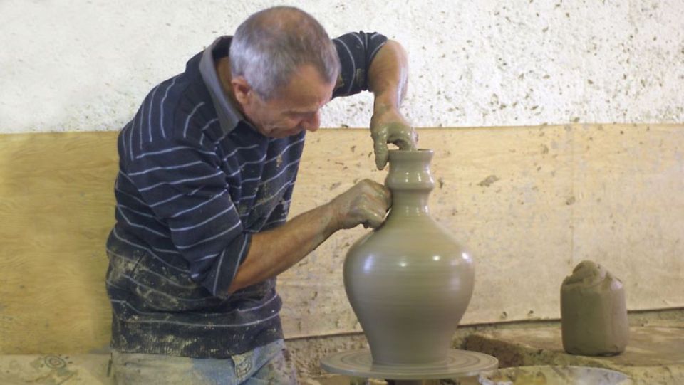 Crete: Full-Day Cretan Wines, Olive Oil, Raki and Food Tour - Why This Crete Tasting Day Feels More Local Than Tourist