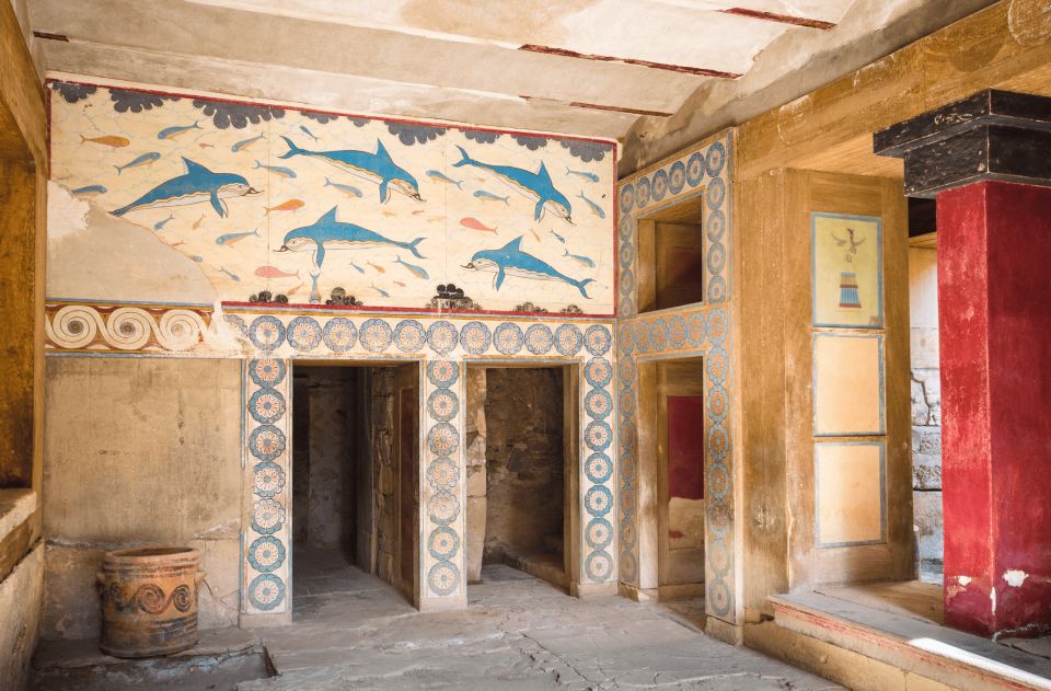 Crete: Knossos Palace Entry Ticket with Optional Audio Guide - Walking the Palace of Knossos: the rooms that matter most