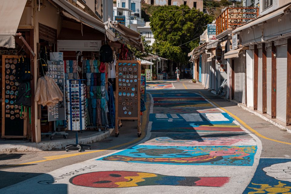 From Heraklion: Day Trip to Matala Hippie Beach and Caves - Guide services: what you gain from the bus commentary