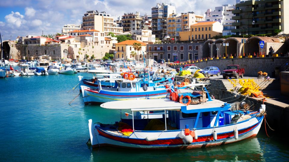 From Heraklion: Historical Center City Tour & Knossos Palace - Price and value: what your $47 actually buys