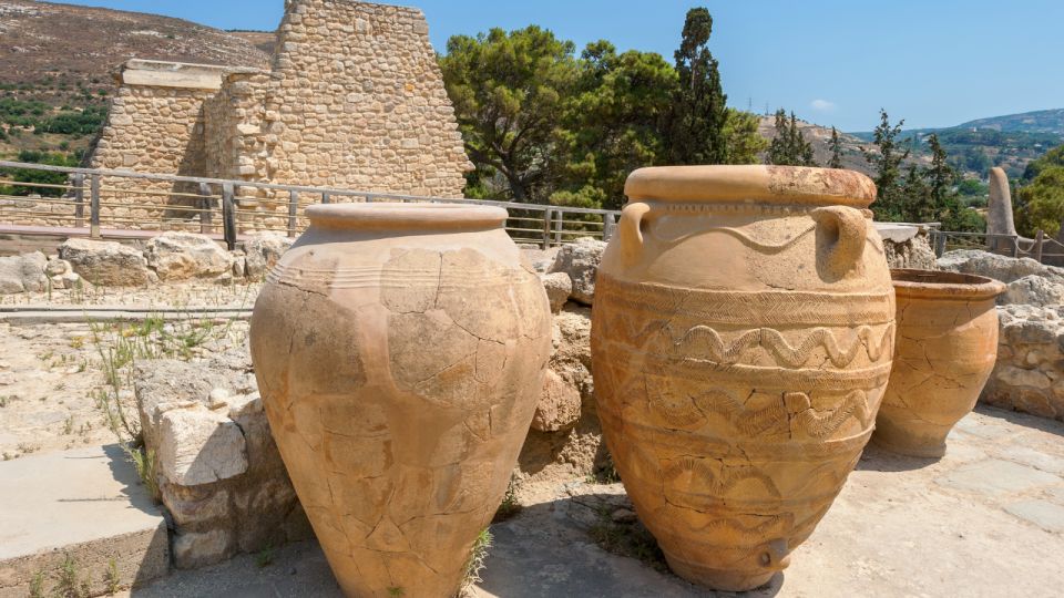 From Heraklion: Historical Center City Tour & Knossos Palace - Crowds at Knossos: the tradeoff you can’t ignore