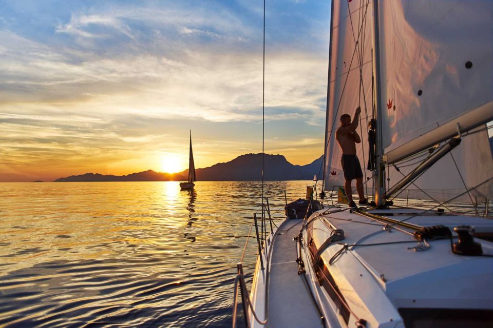 From Heraklion: Sunset Cruise to Dia Island - Morning versus sunset: picking the better light for Dia