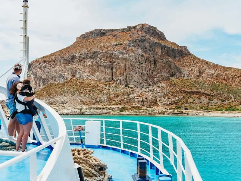 From Kissamos Port: Boat Cruise to Balos Lagoon & Gramvousa - From Kissamos Port to Open Water: The First Hour