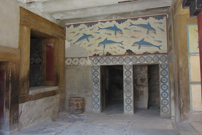 Guided Tour to Knossos Palace & Heraklion - Who should book this day trip?