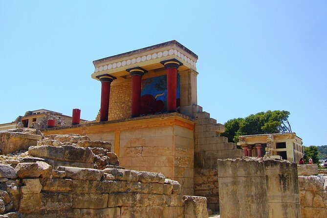 Guided Tour to Knossos Palace & Heraklion - The guided Knossos walk: earpieces, legends, and what to watch for