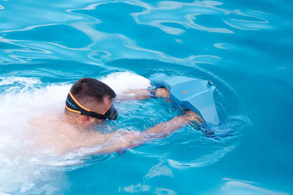 Heraklion: Dia Catamaran Tour - Lunch, Open Bar & Snorkeling - Dia Island swim stop: snorkeling, SUP, canoe-style fun, and photo-ready inflatables