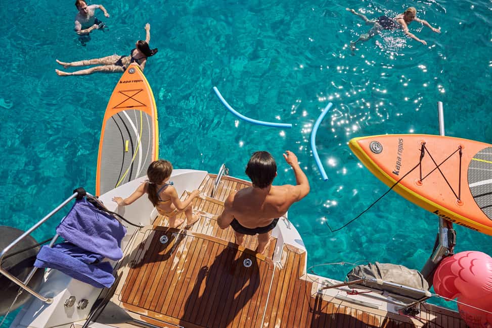Heraklion: Dia Island Catamaran Cruise with Dinner and Wine - Heraklion to Dia Island: why this catamaran day feels different