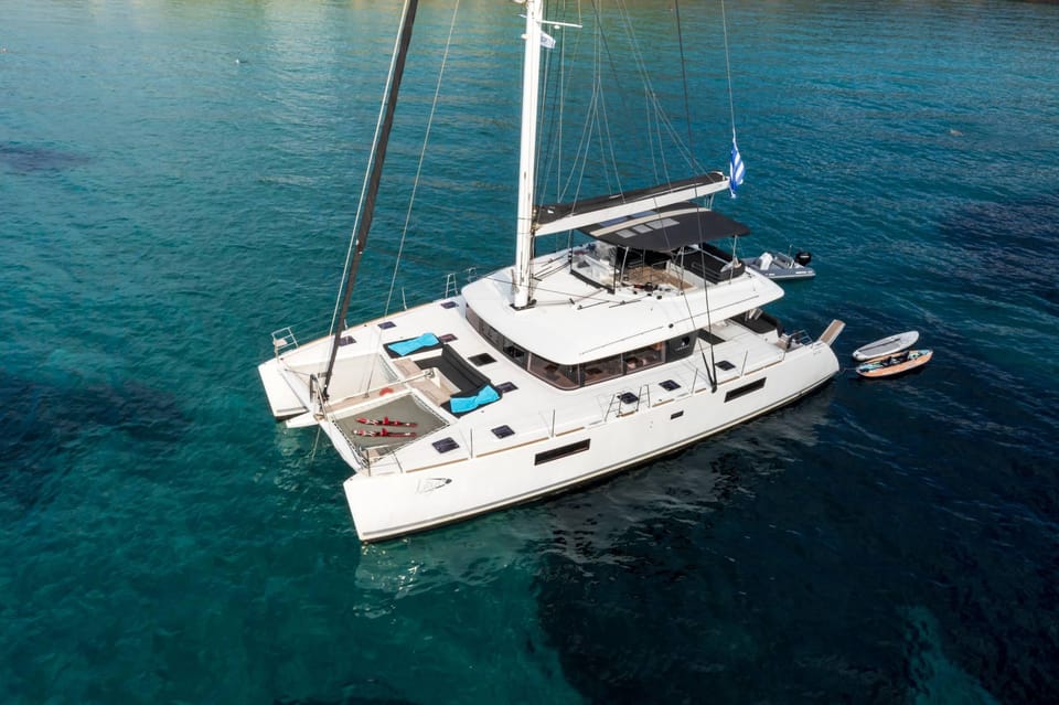 Heraklion: Dia Island Luxury Catamaran Cruise with Meal - Getting there: Cafe Marina meeting point and how transfers work