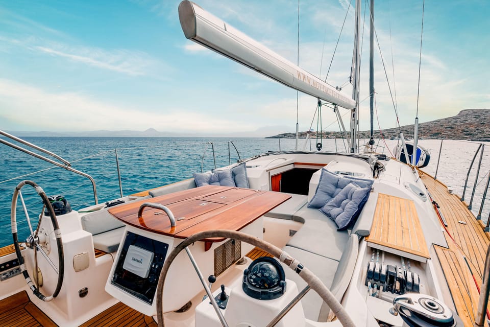 Heraklion: Dia Island Luxury Sailing Trip with Meal & Drinks - Who Should Book This Dia Island Sailing Trip?