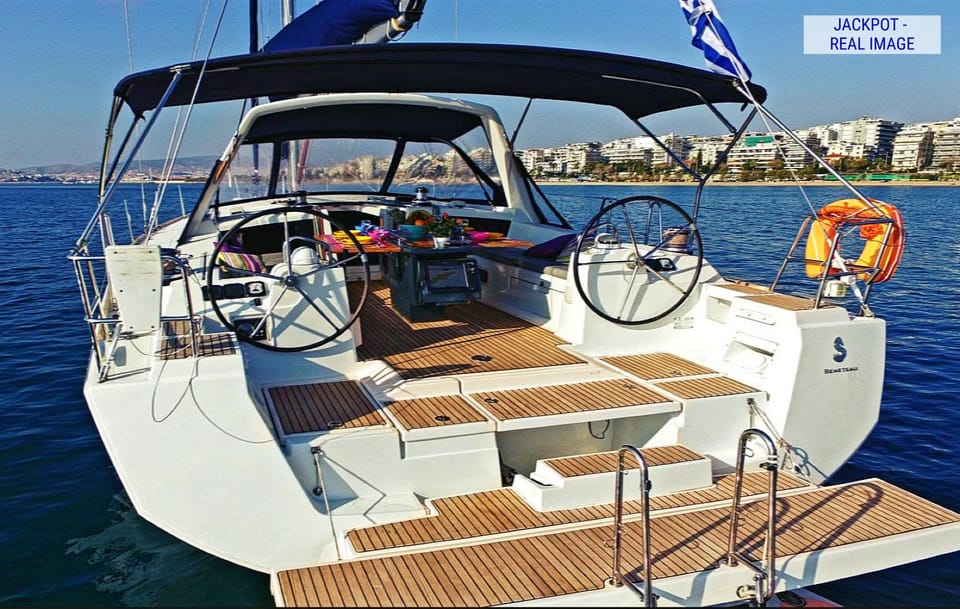 Heraklion: Dia Island Luxury Sailing Trip with Meal & Drinks - The Boat Itself: Why the Spacious Decks Matter