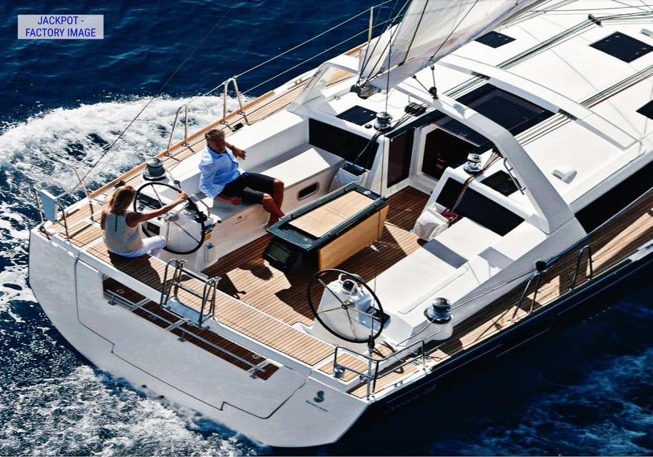 Heraklion: Dia Island Luxury Sailing Trip with Meal & Drinks - The Mediterranean Meal and Unlimited Drinks