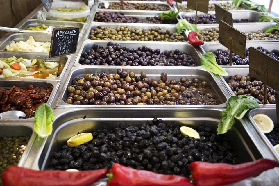 Heraklion: Food Tastings Walking Tour - Olive oil and the local meat choice: the flavors that define Crete