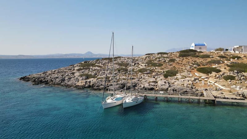Heraklion: Sailing Trip to Dia Island with Lunch & Swimming - Entering the day: meeting at Old Anchor and getting set up