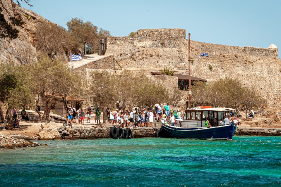 Heraklion: Spinalonga, Agios Nikolaos, Elounda & Plaka Tour - Elounda and the ferry to Spinalonga