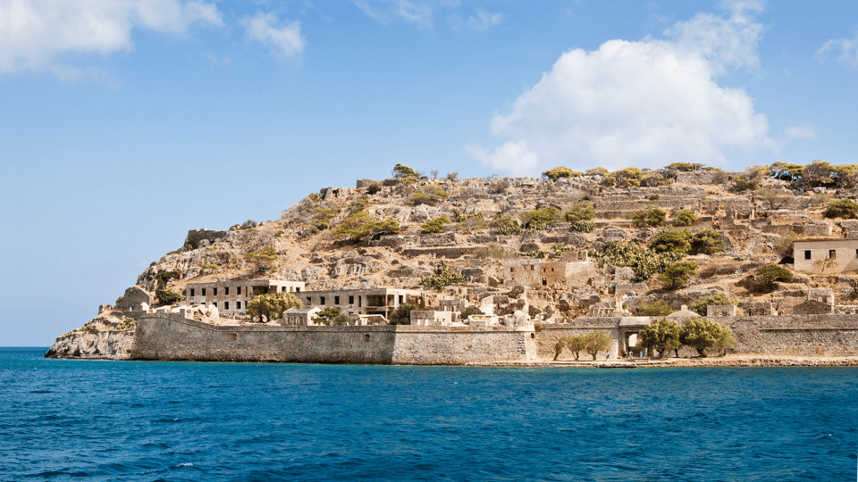 Heraklion: Spinalonga and Agios Nikolaos Cruise with Lunch - Spinalonga on the Clock: Seeing a Leper Colony With a Guide