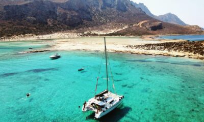 Kissamos: Balos & Gramvousa Luxury Catamaran Sailing Cruise - Luxury comfort on board: space, service, and included drinks
