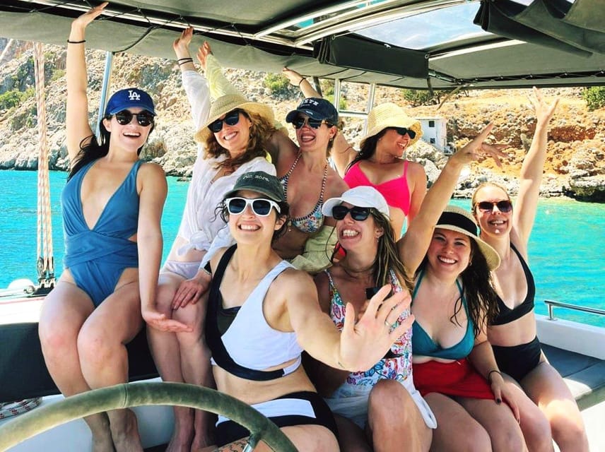Kissamos: Balos & Gramvousa Luxury Catamaran Sailing Cruise - Timing that helps: beating big-ship crowds without the stress