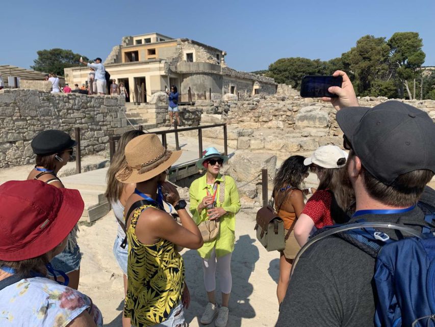 Knossos: Knossos Palace Skip-the-Line Guided Walking Tour - Optional Heraklion pickup and the 1:30 PM Archaeological Museum upgrade