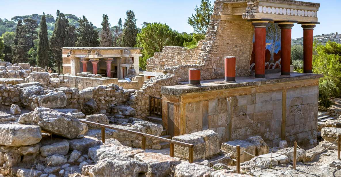 Knossos Palace Skip-the-Line Ticket & Private Guided Tour - Price and value: what $247 for up to 2 actually buys
