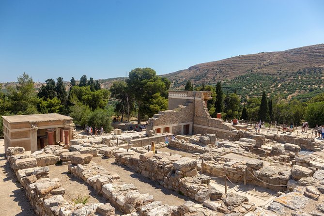 Private Full-Day Knossos-Lasithi Plateau-Cave of Zeus - Heraklion Archaeological Museum: when you want the artifacts to finish the story