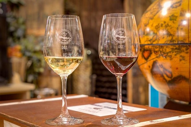 PRIVATE Walking Tour with Lunch and Wine Tasting by a Sommelier - Quick hits