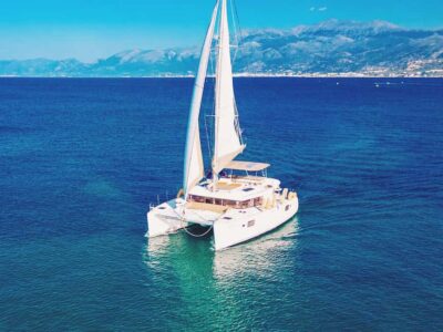 Rethymno: Sailing Catamaran Cruise with Meal & Drinks - The catamaran Karina: space, comfort, and the shade reality