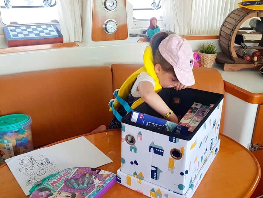 Rethymno: Sailing Catamaran Cruise with Meal & Drinks - Swimming time, snorkeling gear, and SUP: the fun engine