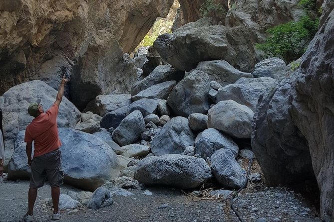 Sarakina Gorge, Kritza, Oliveoil Tasting, Mountains, South Coast - Paralia Myrtos swim time in the Libyan Sea