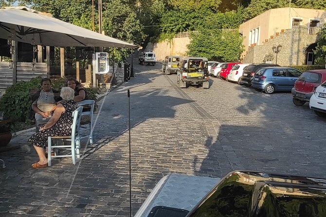Sunset Jeep Tour in Crete - Small group size (max 15): why it feels different than a big bus