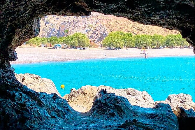 Trypiti beach and gorge Jeep Safari - Guides Make the Difference: Dimitri, Michael, Andreas, and the Storytelling